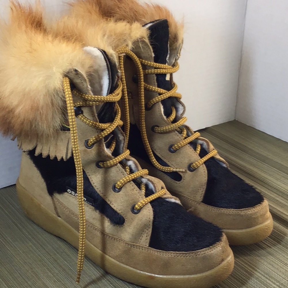 Oscar Sport size 9 boots rubber soles 2/furs